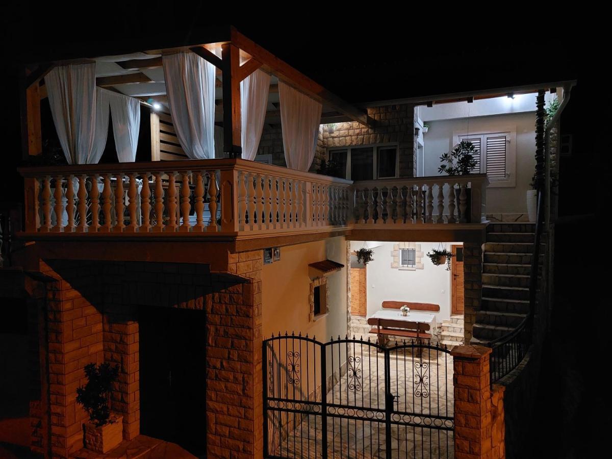 Holiday Home Peran Grebaštica エクステリア 写真