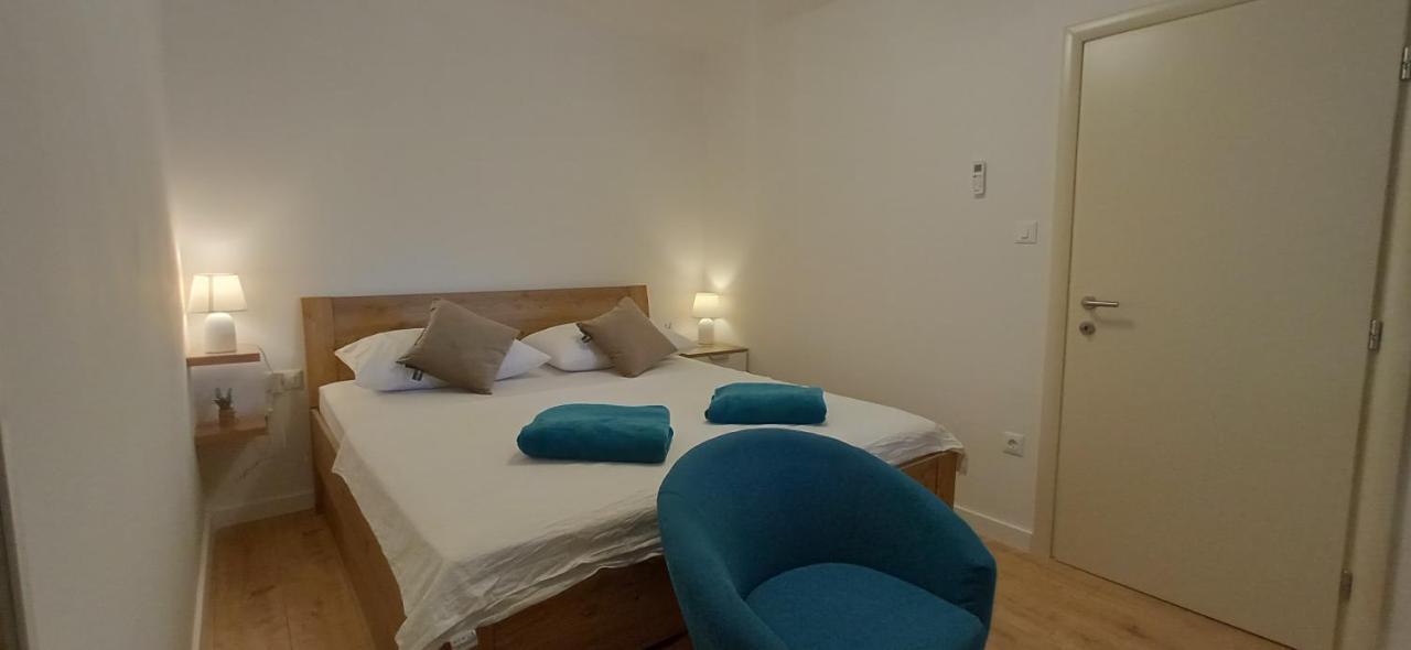 Holiday Home Peran Grebaštica エクステリア 写真