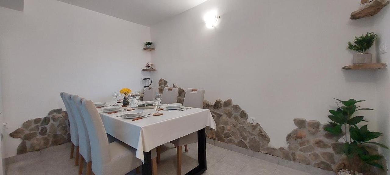 Holiday Home Peran Grebaštica エクステリア 写真