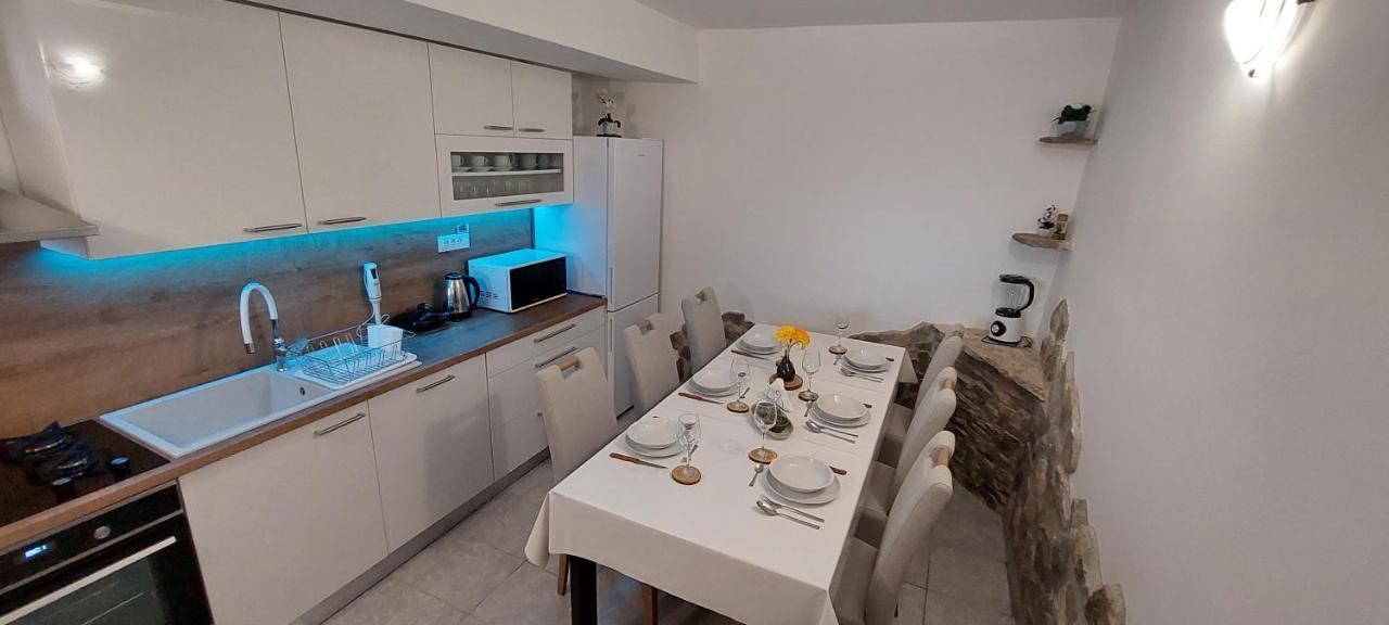 Holiday Home Peran Grebaštica エクステリア 写真